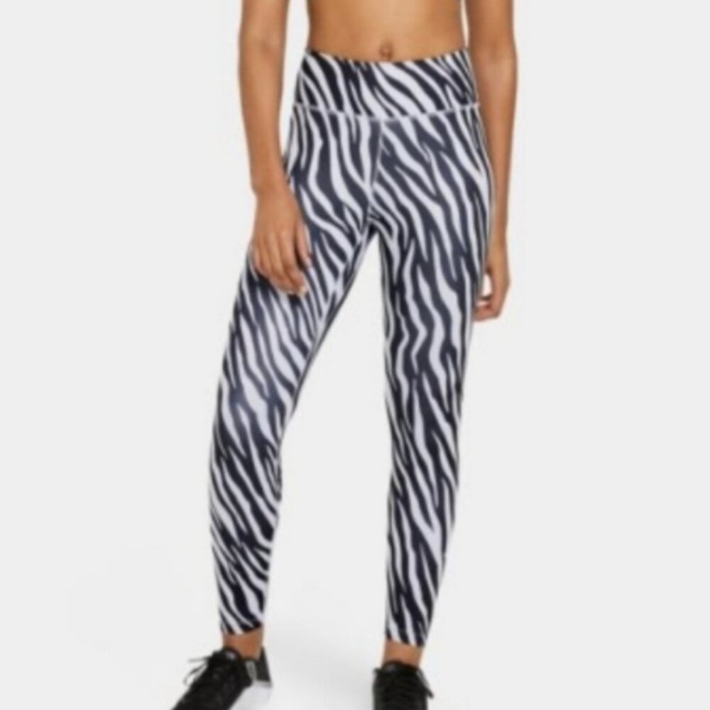 Like New NIKE One Tight Fit 7/8 Legging Zebra Print Sz S